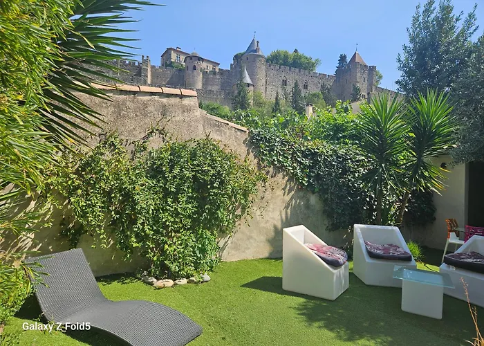 Le Clos Barbacane Apartment